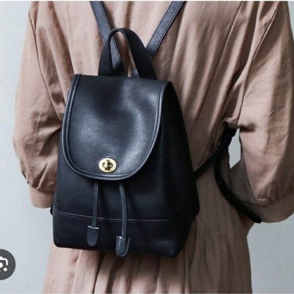 Coach Vintage Mini Backpack Black Leather DayPack 9960 90s brass hardware - Picture 1 of 16